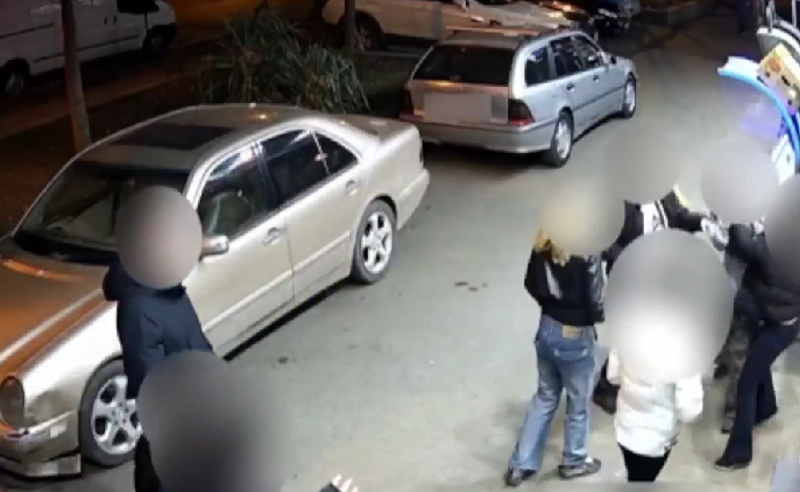 ძალადობა ხელკეტებით, ე.წ კასტეტებით, ბლაგვი და ბასრი საგნებით – რას ინახავდნენ ფაშისტური იდეოლოგიის ჯგუფის წევრები ტელეფონებში