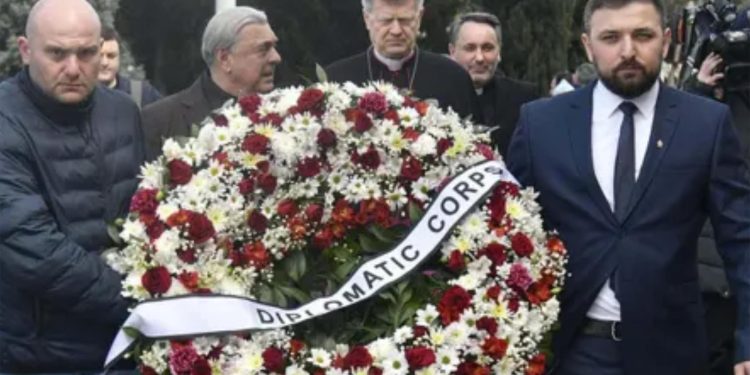 სამების საკათედრო ტაძარში, კათოლიკოს-პატრიარქის პანაშვიდზე ვატიკანის დელეგაცია მივიდა