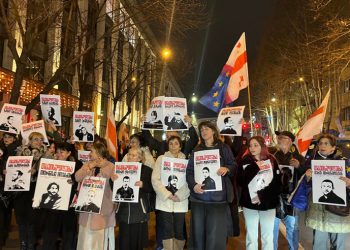 „თავისუფლება სინდისის პატიმრებს – მადლობა ბრძოლისთვის“ – თბილისში შაბათის მარში მიმდინარეობს