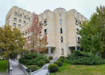 პროკურატურამ პირადი ცხოვრების ამსახველი ინფორმაციის გახმაურების მუქარით სქესობრივი კავშირის დამყარების იძულების ფაქტზე ერთი პირი დააკავა