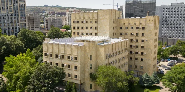 პროკურატურამ დიდი და განსაკუთრებით დიდი ოდენობით ნარკოტიკული საშუალების უკანონო შეძენა, შენახვის და რეალიზაციის ხელშეწყობის ფაქტებზე 5 პირს ბრალდება წარუდგინა