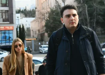 კავკასიის მედიცინის ცენტრში „ნაციონალური მოძრაობის“ წარმომადგენლები მივიდნენ