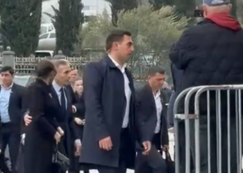 სამების საკათედრო ტაძარში ბიძინა ივანიშვილი, ეკატერინე ხვედელიძე, ბერა ივანიშვილი და ნანუკა გუდავაძე მივიდნენ