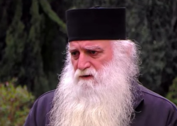 “პატრიარქის გასვენების ასეთი მისაკუთრება, გვეუბნება იმას, რომ არ უნდა მთავრობას ერის გაერთიანება” – მამა დოროთე