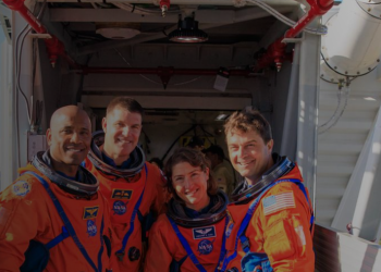 NASA ისტორიულ მისიას იწყებს — ასტრონავტები მთვარის მიმართულებით გაფრინდებიან