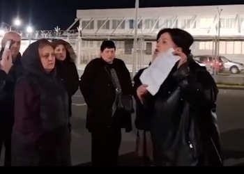 თუ ჩემს შვილს ციხეში აწამებენ, თუ ადმინისტრაცია მას არ მანახებს, აქ დავიწვავ თავს – ლაითურის ციხის პატიმრის დედა