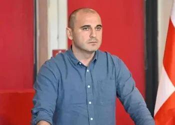 ” ბიძინა ივანიშვილი არის ვამპირი, მიდის და კბენს” – ლევან ხაბეიშვილი