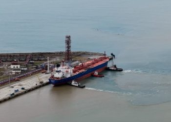 საქართველოდან ნავთობის ექსპორტი იზრდება – ეკონომისტები „ჩრდილოვან ბაზარზე“ და რისკებზე საუბრობენ