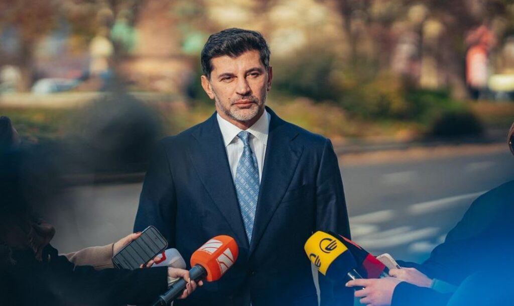 “საერთოდ არ მაინტერესებს, სააკაშვილს რა რეიტინგი აქვს და ვინ სად იქნება, სადაც არ უნდა გაერთიანდნენ, მათი მთავარი სახელი არის „მოღალატეები“ – კახა კალაძე