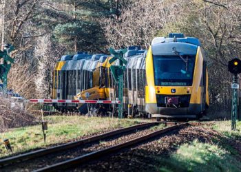 დანიაში ორი მატარებლის შეჯახების შედეგად ათამდე ადამიანი დაშავდა