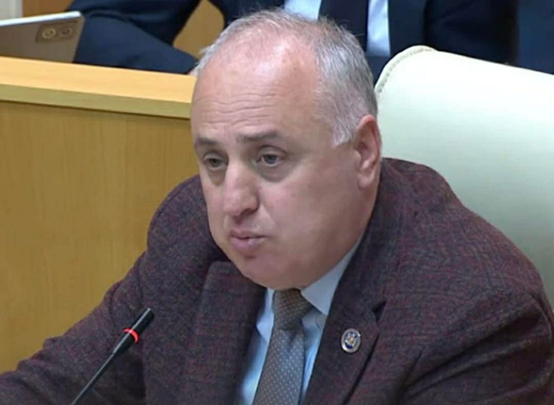 “საპარლამენტო კომისია შევქმენით, 2 თვეა სხდომებს ვმართავთ, მაგრამ ფასები იზრდება და ზოგჯერ ჩვენი გადაწყვეტილებებით ამ ტენდენციებს ხელს ვუწყობთ” – დიმიტრი ხუნდაძე