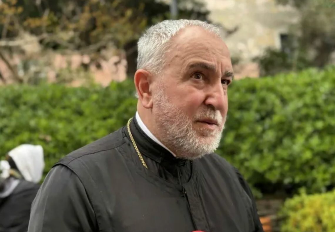 “თარიღი ჯერ არ გამოცხადებულა – არის მსჯელობა იმის შესახებ, რომ გაიმართოს პატრიარქის გარდაცვალებიდან სანამ 40 დღე გავა თუ 40-ის შემდგომ” – პროტოპრესვიტერი გიორგი ზვიადაძე წმინდა სინოდის სხდომაზე