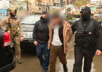 ბათუმში დაკავებულია უცხო ქვეყნის ერთი და საქართველოს ერთი მოქალაქე, რომლებიც ტერორისტულ ორგანიზაცია „ისლამური სახელმწიფოს“ რიგებში გაწევრიანდნენ