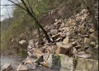 ქუთაისში, მწვანეყვავილას ქუჩაზე კლდის ფერდი კვლავ ჩამოიშალა