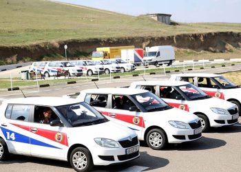 პროტესტი შს წინააღმდეგ – რა ხდება მართვის მოწმობის ასაღებ გამოცდებზე?