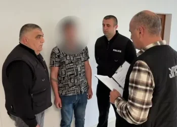 დუშეთში ცივი იარაღით მამაკაცი დაჭრეს – დაკავებულია ერთი პირი