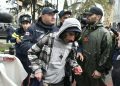 აქტივისტების ცნობით, რუსთაველის გამზირზე პოლიციამ ერთი პირი დააკავა
