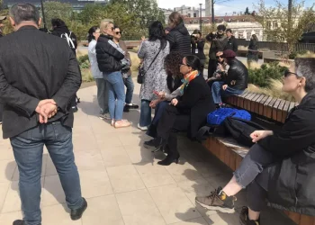 მთავრობის ადმინისტრაციასთან დიუშენის კუნთოვანი დისტროფიით დაავადებული ბავშვების მშობლების აქცია მიმდინარეობს