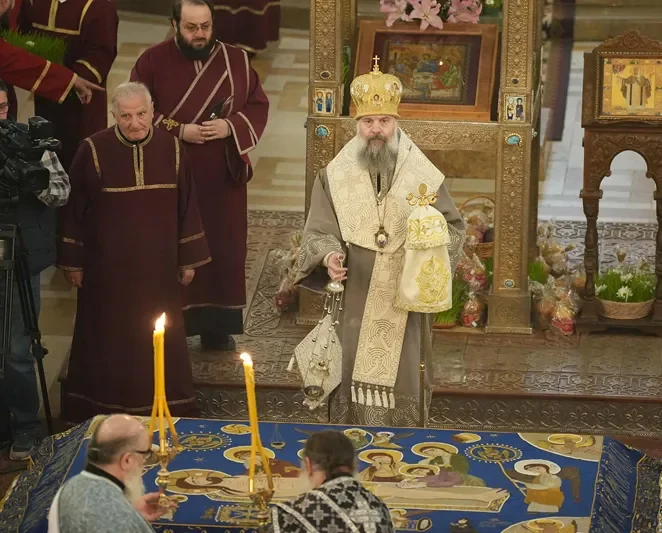 სამების საკათედრო ტაძარში გარდამოხსნის ტრადიციული წესი სრულდება