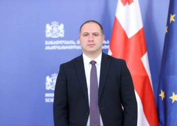 “პირველკურსელები სახელმწიფო უმაღლეს სასწავლებლებში ისწავლიან უფასოდ – განისაზღვრა 21 600-მდე ადგილი 19 სახელმწიფო უმაღლეს სასწავლებელში, სადაც სწავლა უფასო იქნება” – გივი მიქანაძე