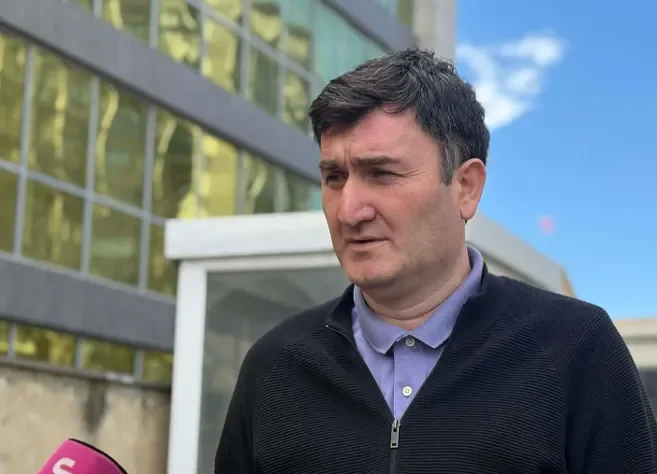 “პროცესზე დაკითხულ გამომძიებელს ბაჩო ახალაიასთან მიმართებაში მტკიცებითი ხასიათის ჩვენება არ მიუცია, უფრო მეტიც, ბაჩო ახალაიას შეკითხვაზე მან განაცხადა, რომ მასთან მიმართებაში არანაირ ინფორმაციას არ ფლობს” – ადვოკატი