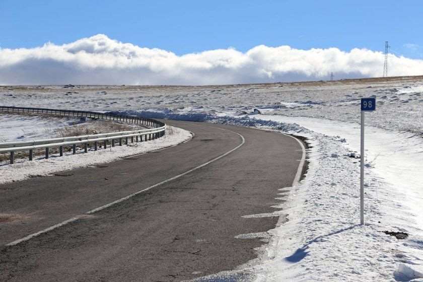 ფარავნის უღელტეხილზე ავტოტრანსპორტის მოძრაობა აღდგა