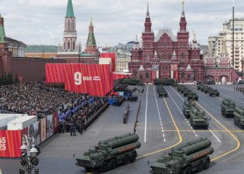 რუსეთი წელს 9 მაისის აღლუმზე სამხედრო ტექნიკას “ოპერაციული ვითარების გამო” აღარ გამოიყვანს