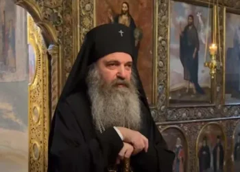 “მშვიდად იყავით, ჩვენი ეკლესია საიმედო ხელშია – აბსოლუტურად ყველა გვერიდოს, ღმერთთან სხვა ძალებს არ ჩავრევთ” – მეუფე იაკობი