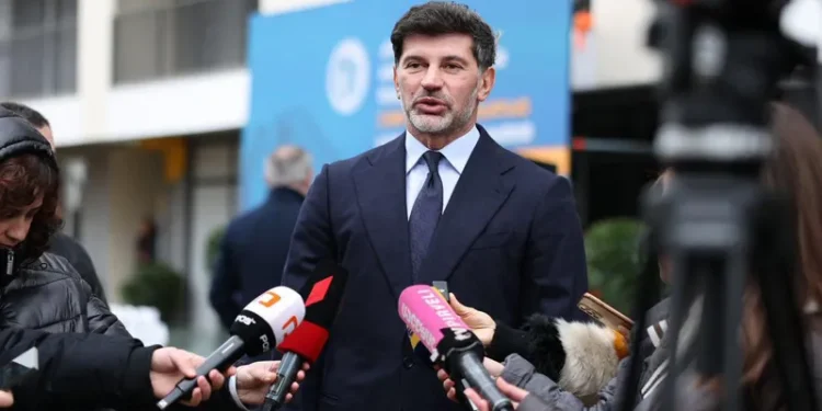 “ხალხმა, ყველაფერი კარგად იცის, ვინ ვინ არის, სალომე ზურაბიშვილი ვის ემსახურება, ვისი გავლენის ქვეშ არის” – კახა კალაძე