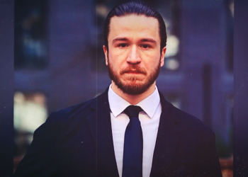 საქართველოში მცხოვრები უნგრელი ჟურნალისტი ამბობს, რომ საკონსულოში დაკითხეს და ციხით დაემუქრნენ