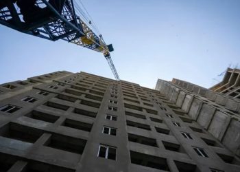 იანვარ-მარტში საქართველოში მშენებლობაზე გაცემული ნებართვები რაოდენობა გაიზარდა, ხოლო ექსპლუატაციაში მიღებული ობიექტების შემცირდა – საქსტატი