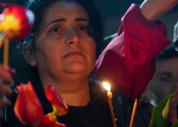 “კობახიძესთან ბევრი კითხვა მაქვს, ძალიან მინდა, 9 აპრილის მემორიალთან მოვიდეს” – ზვიად ცეცხლაძის დედა