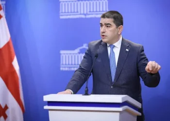 “სრულად ვიზიარებ ქართული ეკლესიის პოზიციას, რომ პატრიარქის არჩევის პროცესში არავინ უნდა ჩაერიოს” – შალვა პაპუაშვილი