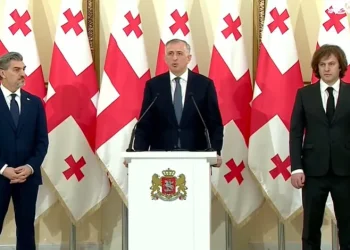 აჭარის მთავრობის თავმჯდომარის თანამდებობაზე ზურაბ პატარაძის კანდიდატურა წარადგინეს