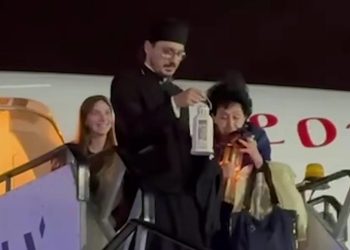 წმინდა ცეცხლი თბილისში ჩამოაბრძანეს