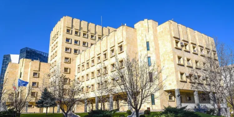 პროკურატურის მიერ წარდგენილი მტკიცებულებების საფუძველზე, ნარკოტიკული საშუალების უკანონო შეძენა, შენახვა, რეალიზაციის ფაქტებზე ბრალდებულს 15 წლით თავისუფლების აღკვეთა მიესაჯა