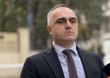 “დაველოდებით სასამართლოს დასაბუთებულ გადაწყვეტილებას, გავეცნობით და დიდი ალბათობით, ზემდგომ ინსტანციაში გავასაჩივრებთ” – ანდრო ჭიჭინაძის, ონისე ცხადაძისა და კიდევ 9 პირის საქმის პროკურორი