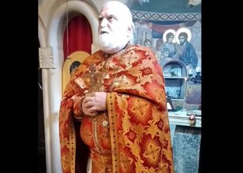 “თხოვნით მივმართავ ეპისკოპოსებს: ამას წმინდა სინოდი სჭირდება თუ რა სჭირდება, უნდა გაირკვეს, ვინ რომელ მხარესაა – ვის უნდა საქართველოს დამოუკიდებლობა და ვის უნდა რუსეთის წიაღში ყოფნა” – დეკანოზი გიორგი აბდუშელიშვილი