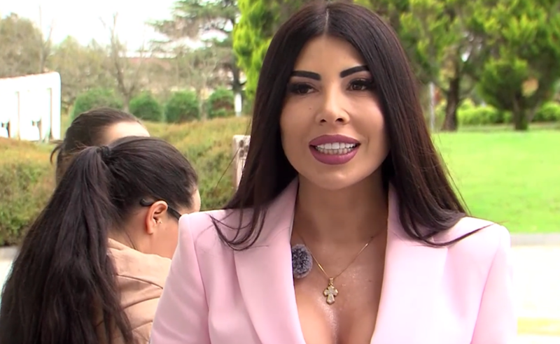 “არა ძალადობას, ძაღლებს არ შეიძლება რომ ვინმე ცუდად მოექცეს” – თამო ვაშალომიძე ზუგდიდში მიმდინარე აქციას შეუერთდა