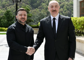 ზელენსკი აზერბაიჯანში ჩავიდა