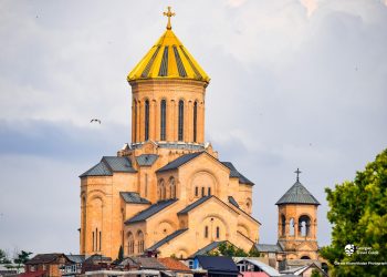 დღეს ტაძრებში დიდი ხუთშაბათის მსახურება შესრულდება