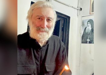 ბერი ნიკოლოზის მრევლმა საპატრიარქოს მიმართა, რომ ნიკოლოზ მაქარაშვილი სვეტიცხოვლის ან სამთავროს მონასტრის ეზოში დაიკრძალოს