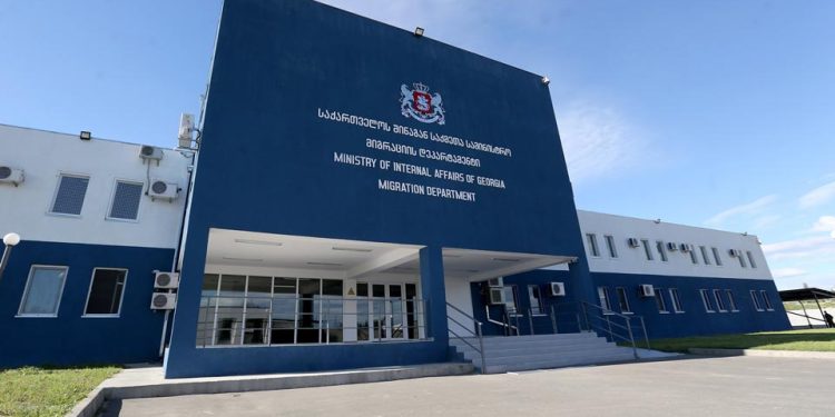 მიგრაციის დეპარტამენტის თანამშრომლებმა უცხო ქვეყნის 45 მოქალაქე დააკავეს