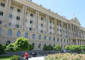 7 ნოემბრის საქმეზე, მიხეილ სააკაშვილისა და მასთან ერთად ბრალდებული ყოფილი მაღალჩინოსნების სასამართლო პროცესი მიმდინარეობს