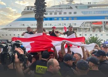 “ბათუმში 3 წლის შემდეგ ბრუნდება რუსული საკრუიზო გემი…25-ში აქ იქნებიან” – რომა მახარაძე