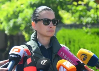 “კობახიძის განცხადება ყოველდღე აბსურდულია – ჩვენი გადახდილი თანხებიც არის ბიუჯეტში და აზრიანად უნდა გაიხარჯოს…” – დიუშენით დაავადებული ბავშვის მშობელი