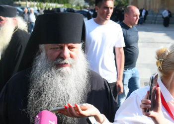 “მე თვითონ მაბარია მსჯავრდებულები, მე ვარ ამ განყოფილების უფროსი და დიდი სიამოვნებით გამოვუშვებდი სულ ყველას” – მეუფე მიქაელი აქციებზე დაკავებულების შეწყალებაზე