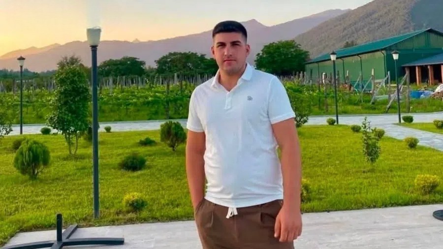 “რა უქენით დედ-მამას ბიჭო, ორი შვილი, ორი ბიჭი…” – რას წერს მარტვილში ავტოავარიის შედეგად დაღუპული ბიჭის ახლობელი