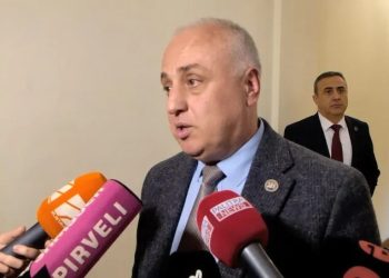 “ვნახეთ ბევრი საინტერესო დეტალი, თუმცა ნაკლებად შევნიშნეთ კონკრეტული რეკომენდაციები, რაც კონკრეტულ შედეგზე გაგვიყვანს” – დიმიტრი ხუნდაძე ფასების რეგულირების კომისიის დასკვნაზე 