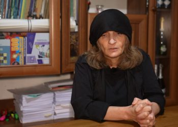 სასამართლომ 3 000 ლარით დააჯარიმა გიგა ავალიანის საქმეზე მსჯავრდებული ანი ნასყიდაშვილის ოჯახის წევრი, რომელმაც სოციალურ ქსელში ეკა კუპატაძეს შეურაცხყოფა მიაყენა